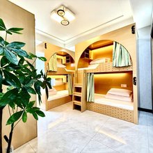 CICI全女生太空舱青年公寓(义乌国际商贸城店)