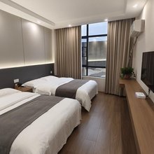 安顺凯悦商务酒店(安顺机械工业学校店)