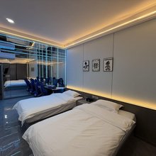 白夜酒店式公寓(昌吉学院店)