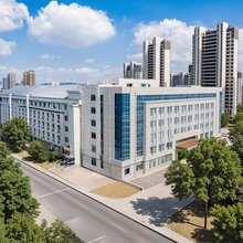 比佛利·比尚城市公寓(威海站韩乐坊店)