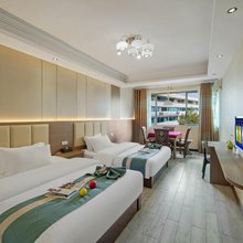 银都酒店(锦江路地铁站店)
