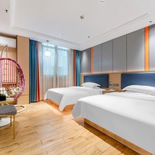 维爱精品酒店(深圳平湖双拥街地铁站店)