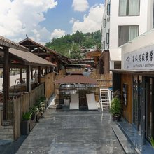 简禾·侘寂美学设计师民宿(小七孔东门售票大厅店)