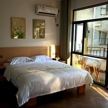 浏阳大围山白沙溪河逸居民宿