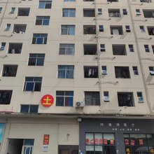 中艺青旅民宿(深圳宝安国际机场店)