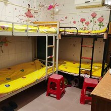 青年日租民宿(泥岗地铁站店)