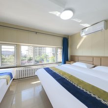梦忆轩快捷宾馆(哈尔滨西站万达广场店)