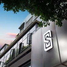 铂赛电竞酒店
