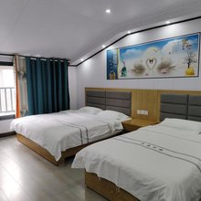 瓦屋山浩晨民宿
