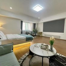 艾尚公寓(江宁万达广场东山地铁站店)