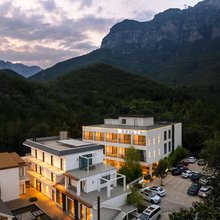 云上静院美宿(云台山岸上服务区店)