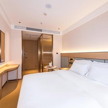 季丰酒店(北京南站角门东地铁站店)
