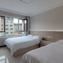 塞罕坝晓燕农家院