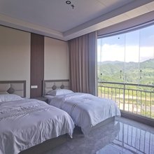 朋悦山隐烟岚民宿