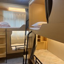 悦梦小舍青年旅舍(坪西地铁站店)