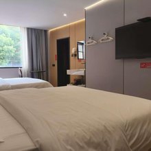 希悦酒店(湘潭湖南科技大学北门店)