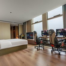 摩立斯电竞民宿(西博城店)