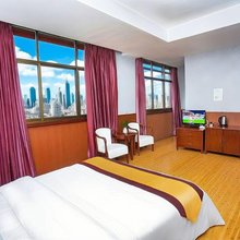 归屿宾馆(镇雄街心花园店)