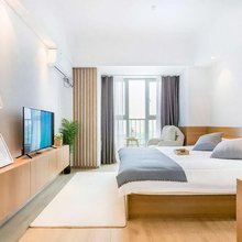 青凡民宿(济南海信云创中心百联奥特莱斯店)