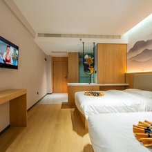 西安飞天商务酒店(阎良区西安航空职工大学试飞院工学院店)