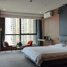长沙慧心民宿(砂之船奥莱月亮岛西地铁站店)