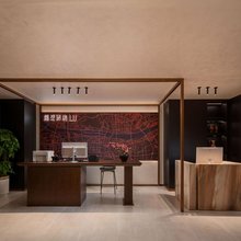 麓见酒店LU(长沙四方坪·双拥地铁站店)