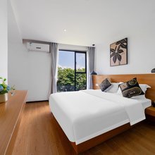 四季轻居(厦门高崎机场店)