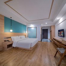 枫象酒店(重庆大学城地铁站熙街店)