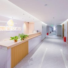 橙果星空民宿(武汉理工大学南湖校区维佳佰港城店)