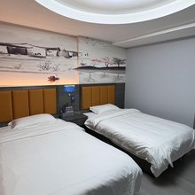 新港水汇酒店(新郑国际机场店)