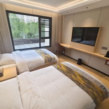 宛居宾馆(河南工业职业技术学院北校区店)