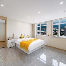 简居海景美宿(大连火车站东关街历史文化街区店)