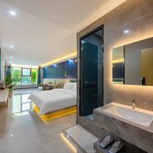 六方公馆(广州白云国际机场店)