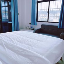 晨希公寓(横石基沙滩店)