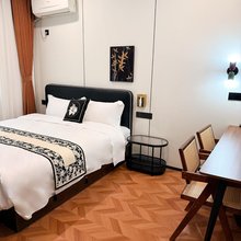 青桃酒店(成都石油大学店)