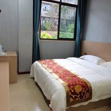 裕丰商务酒店(石坪镇店)