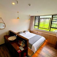 西江田眠轻奢民宿(西江千户苗寨一号风雨桥店)