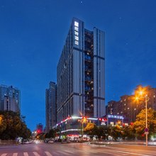星辰特酒店(长沙万家丽广场高桥北地铁站店)