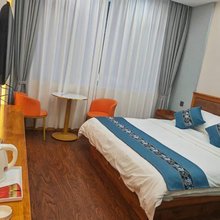 芒康808酒店(芒康客运站店)