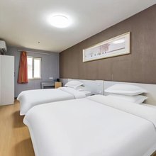 海云间酒店(兴隆路台东步行街店)