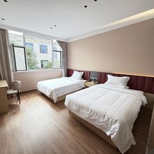 慕枫智选酒店