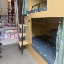 青梧小筑青年旅舍(观音桥步行街店)