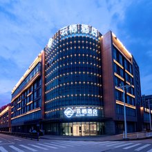 云栖酒店(平湖乍浦杭州湾新经济园店)