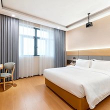 深圳·欢住CLOUDSEASOHOTEL·云季酒店(深圳宝安机场T3航站楼店)