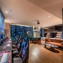 杭州开臣J电竞酒店(池华街地铁站店)
