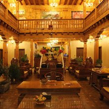 石义庄园(德钦奔子栏店)