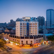 常州武进吾悦广场人民中路亚朵酒店