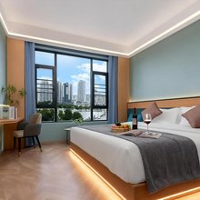 景蓝海景智慧酒店(大理兴盛大桥洱海店)