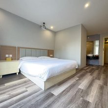 诗澜酒店(昆山玉山广场地铁站店)