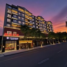 铂樾酒店(重庆开州汉丰湖度假区店)